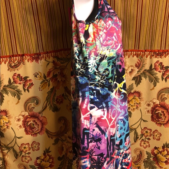 Fun Graffiti Dress with T-back - Picture 4 of 8